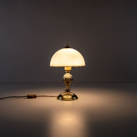Интерьерная настольная лампа Адриана CL405823